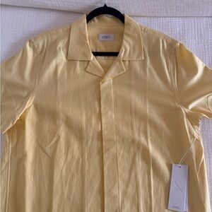 Saturday’s New York yellow camp collar shirt